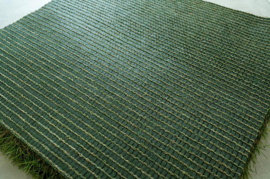 防草シート⼀体型⼈⼯芝 芝丈35mm 2×10ｍ イメージ3